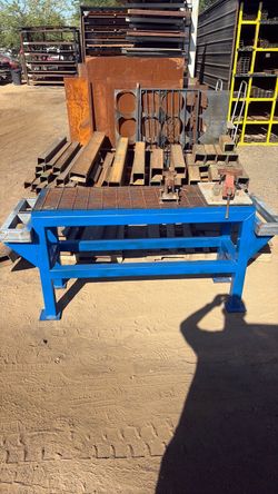 Steel table and vices