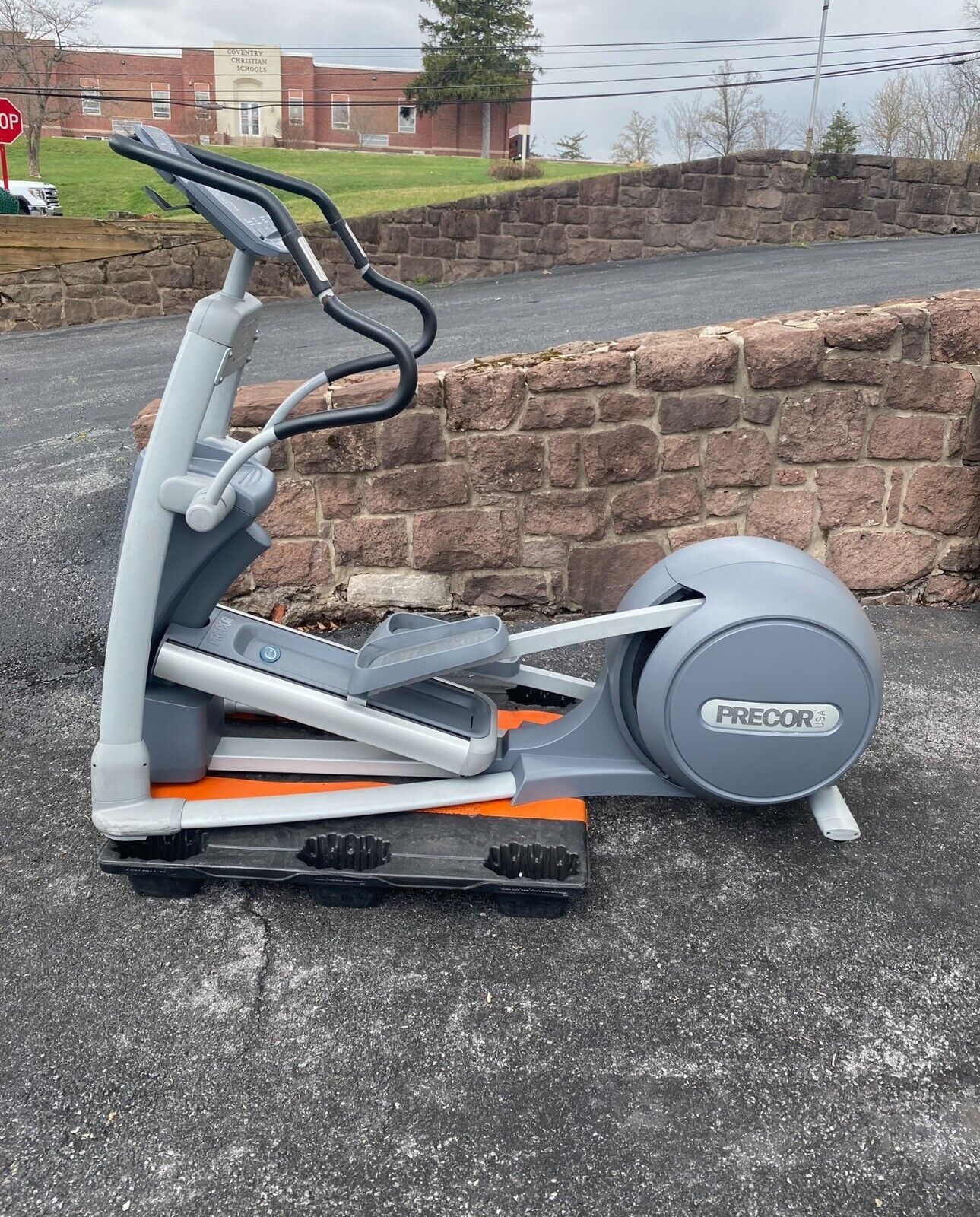 Precor Elliptical EFX 546i With Heart Rate Monitor