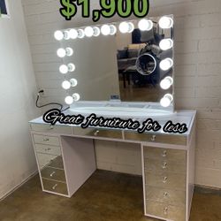 Impressions Vanity With Bluetooth Mirror Brand New