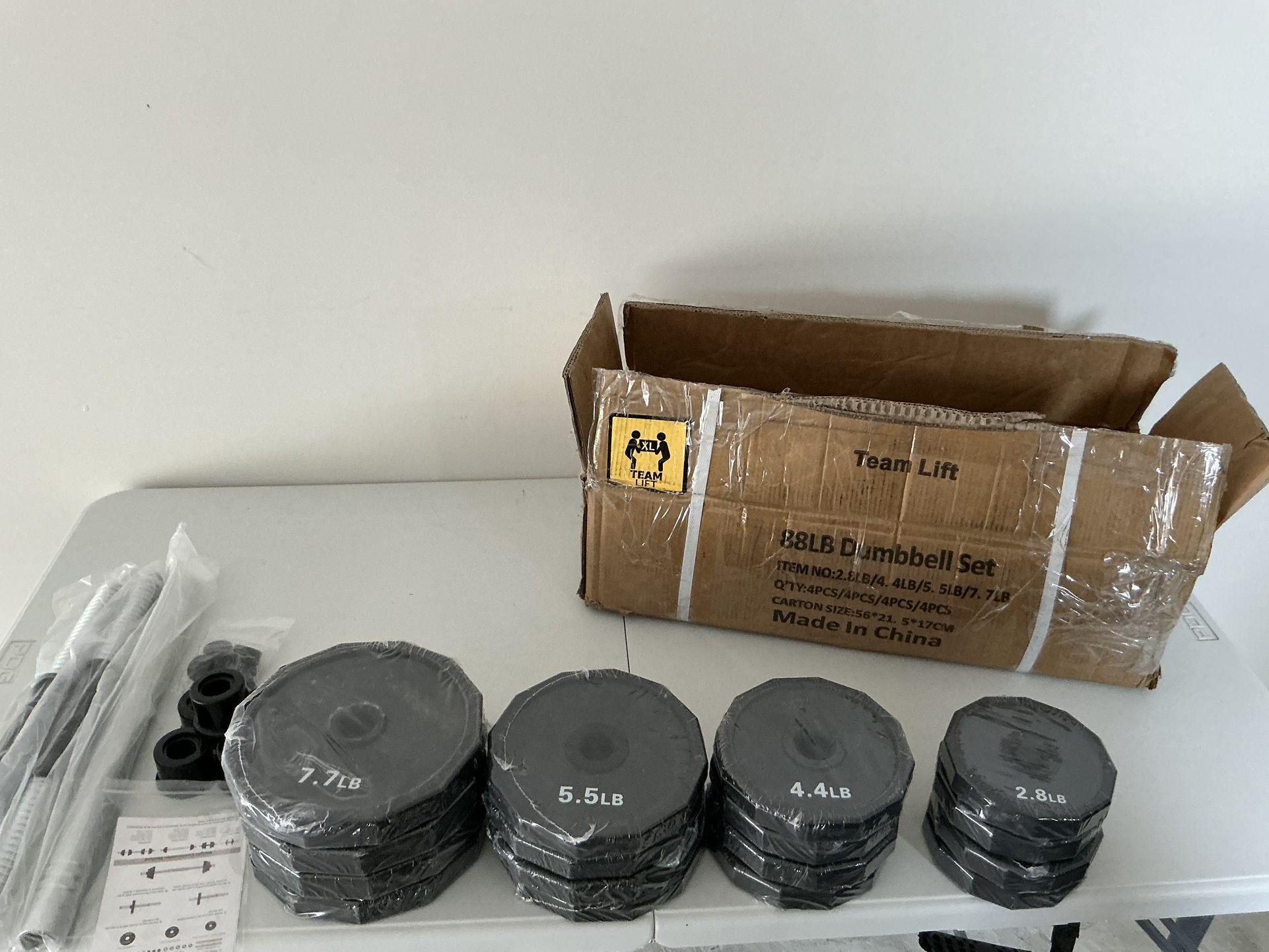 Adjustable Dumbbell Set 88 Pound With Solid Steel Barbell