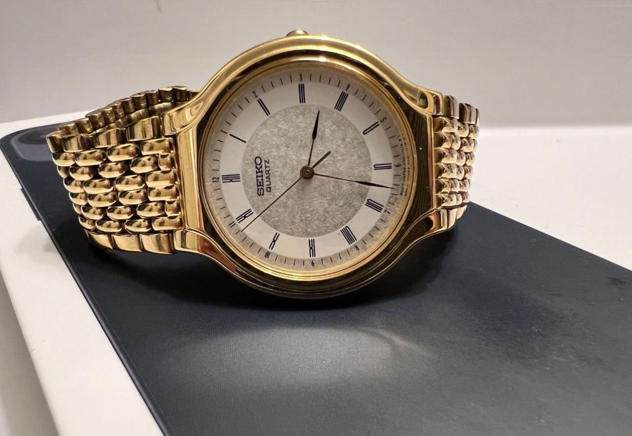 Vintage Unisex Seiko Quartz Gold Plated Dress Roman Markers ‼️BEAUTIFUL WATCH‼️