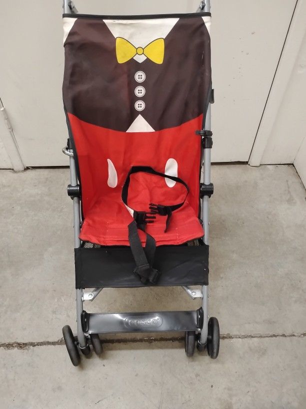 UMBRELLA STROLLER/ $5