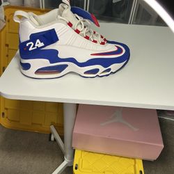 Nike Ken Griffeys Size 11