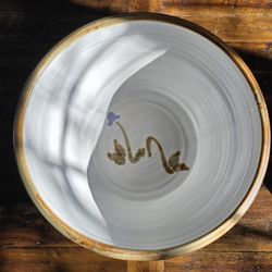 Large Earth-toned Beige and Brown Glaze Serving Bowl | Eye-catching Centerpiece