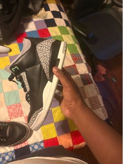 Jordan 3 Green glow size 10