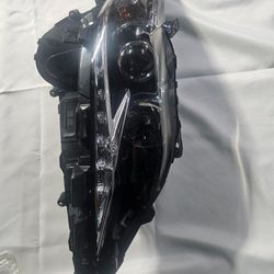 2018 Lexus Es350 Passenger Headlight OEM