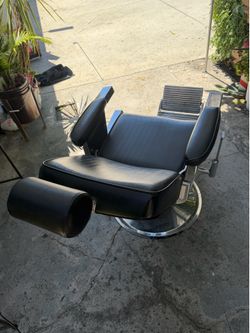 Barber chair