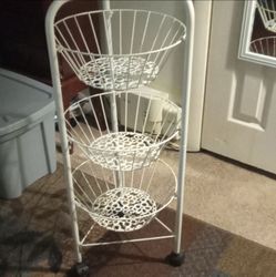 Metal 3 tier baskets on wheels