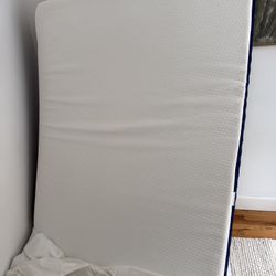 Full Size mattress Sleepys Manhattan east village