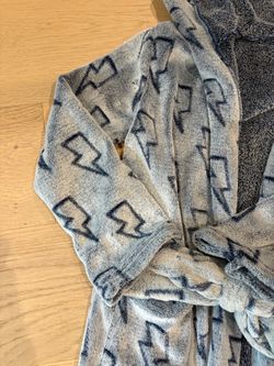 Boys robe size 7/8