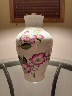 White Porcelain Floral Vase with Gold Rim