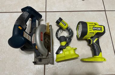 Ryobi lights and circular saw