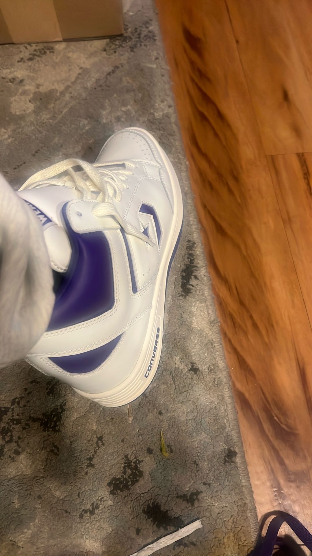 Size 11.5 WEAPON CONVERSE