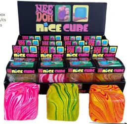 Needoh Swirly Cubes