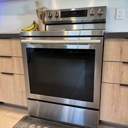 Samsung Electric Convection Range For Sale 