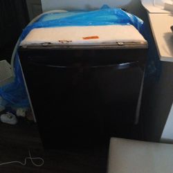 Kenmore Diswasher Like New
