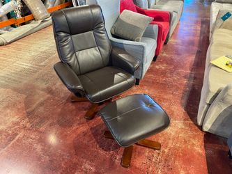 BENCHMASTER FURNITURE Chocolate Brown Leather Chair and Ottoman
