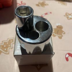 powerbuilt stud extractor 1/4 to 3/4” new $25 in n Lakeland 