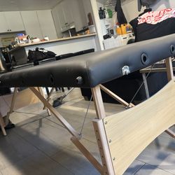 Massage / Tattoo table