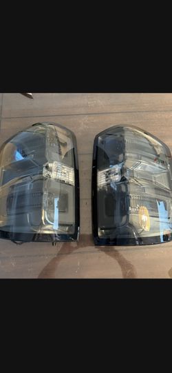 Silverado Tailights