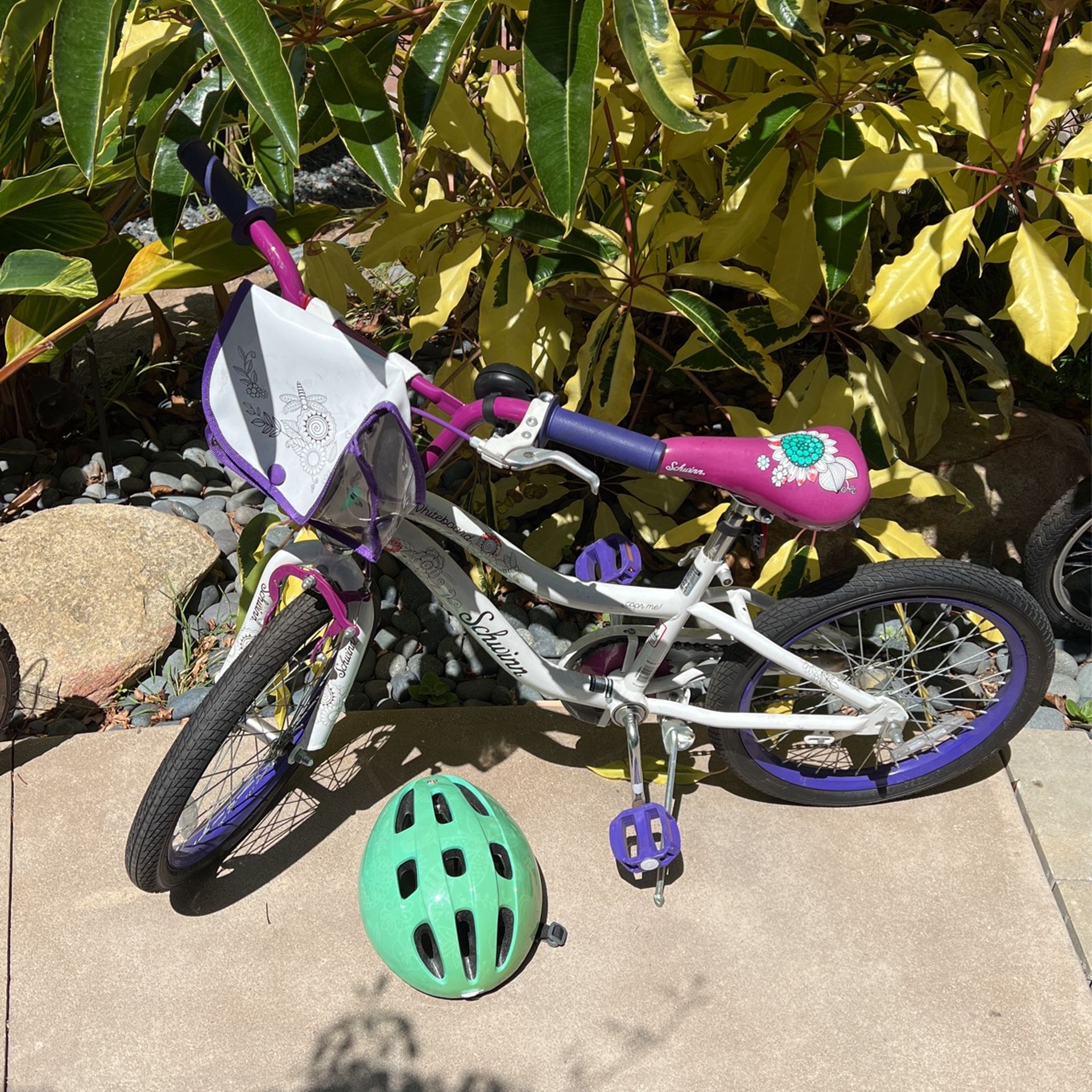 Kids Bike Schwinn Bike 18 Wheel Size for Sale in San Diego CA OfferUp