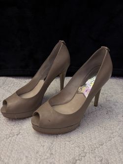 Micheal Koris Heels