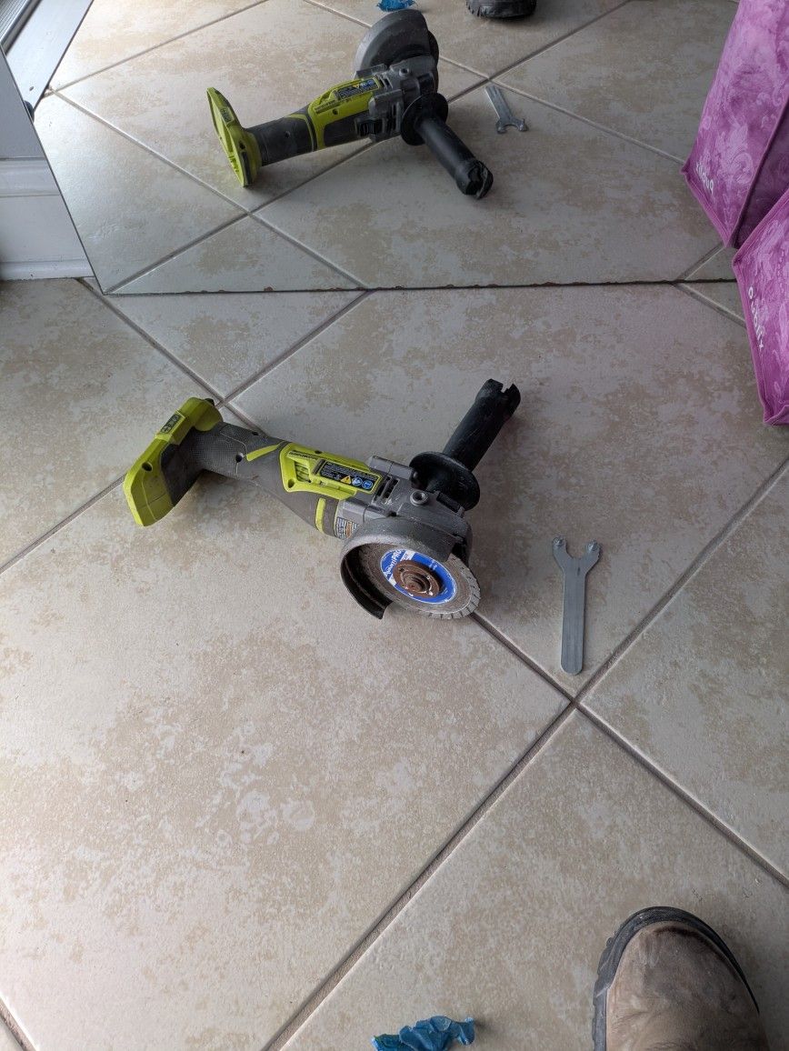 Ryobi Grinder With Diamond Blade