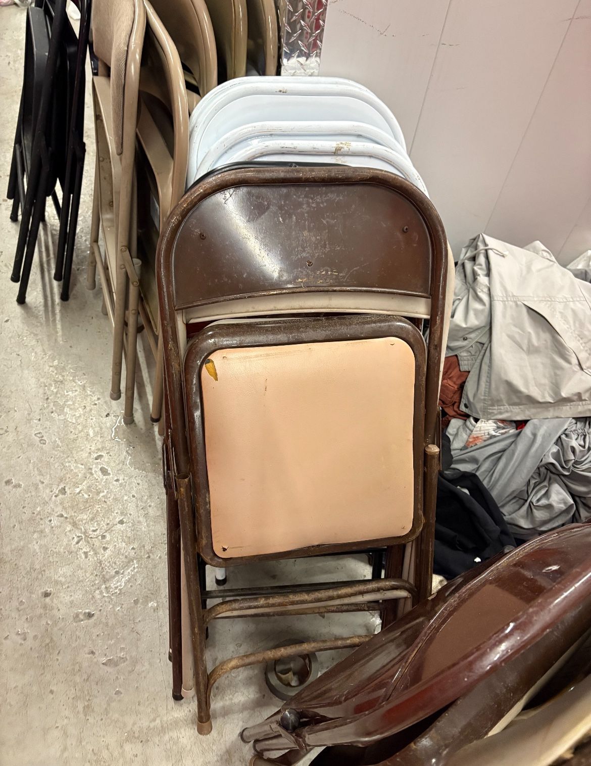 Used Metal Chairs For Sale Need Gone