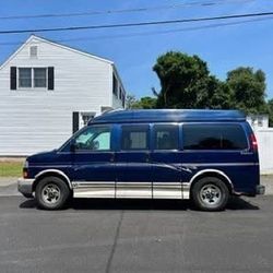 2004 GMC Savana