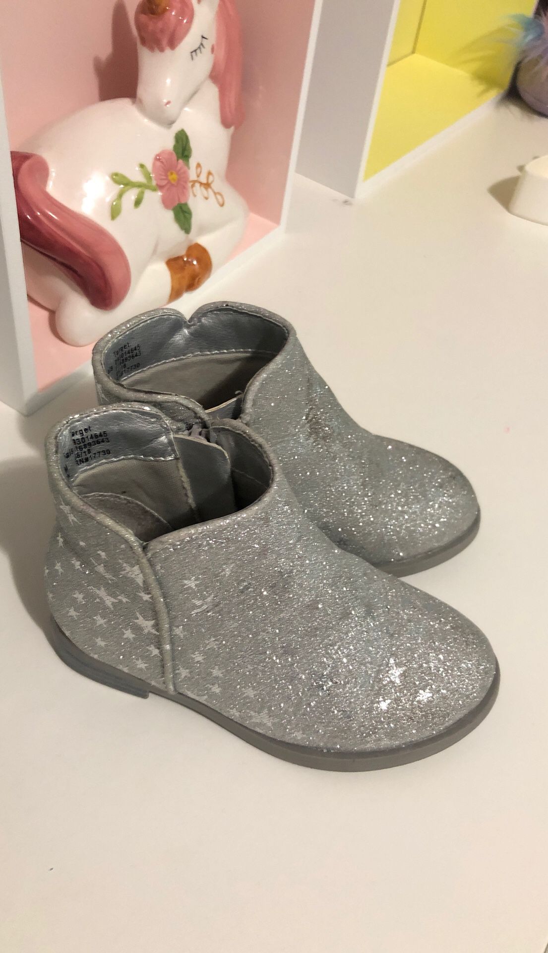 Size 7 toddler girl boots $5