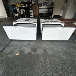 ⸻  Samsung Washer & Dryer Pedestals with Storage Drawers – Set
