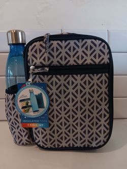 NWT Insulated Lunch Bag Set 7 PC with Water Bottle Food Containers