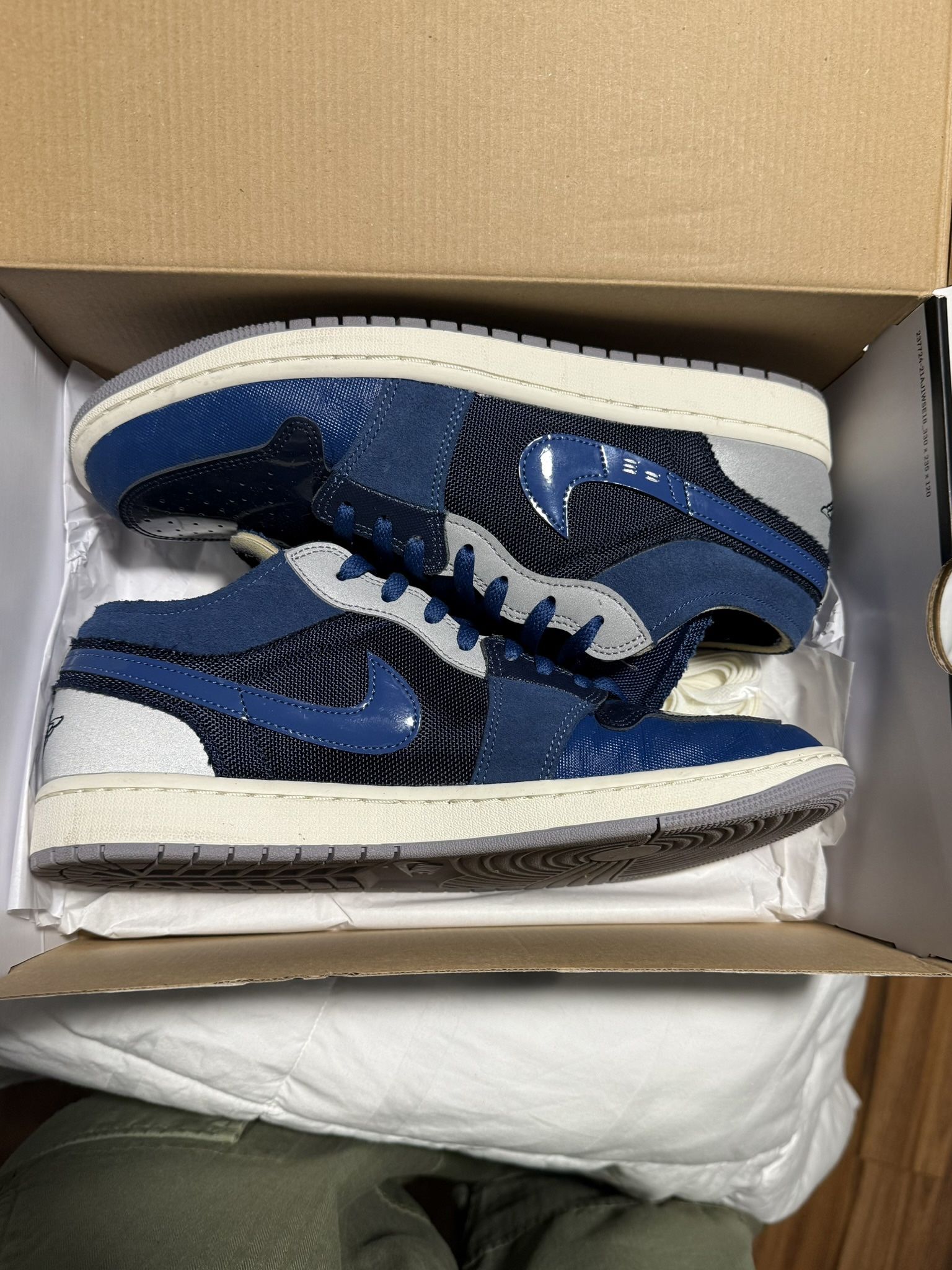 Jordan 1 Low SE Craft