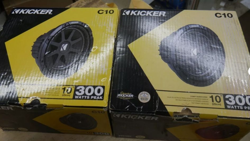 2 Kicker Comp Series 10" 4 Ohm Car Audio Subwoofer/ 300W Peak 150W RMS | 43C104