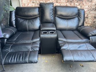Black Leather Double Recliner Loveseat with Console