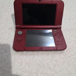 Nintendo 3DS XL Model Red -001 (no Charging Cable)