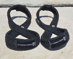 Figure 8 Lifting Straps