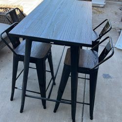 Pub Height Table & Chairs/stools
