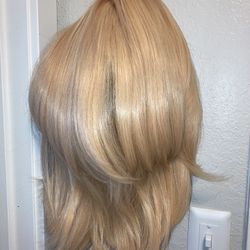 Artificial Blonde Wig