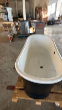 Bathtub