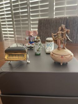5 exquisite trinket boxes