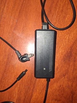 Electric skateboard charger