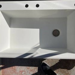 Transolid Radius 33-in silQ Granite Drop-in Single Bowl Kitchen Sink