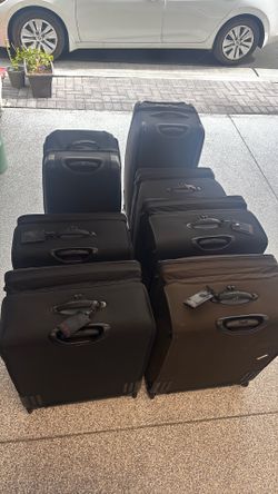 8 Tumi Luggage’s (Suite Cases)