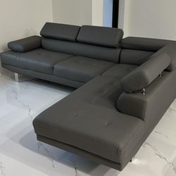 Brand Sectional Sofa / Sofa Seccional Nuevo a Estrenar ….fast 🚚
