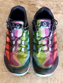 🌈 MERRELL ANTORA 2 RAINBOW TRAIL RUNNING SHOE - WOMENS SIZE 9.5 🌈