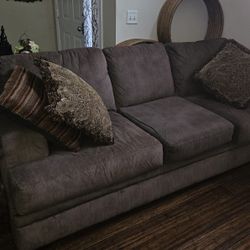 Comfortable 3-Seat Sofa Couch – Clean – Ready for Pickup
