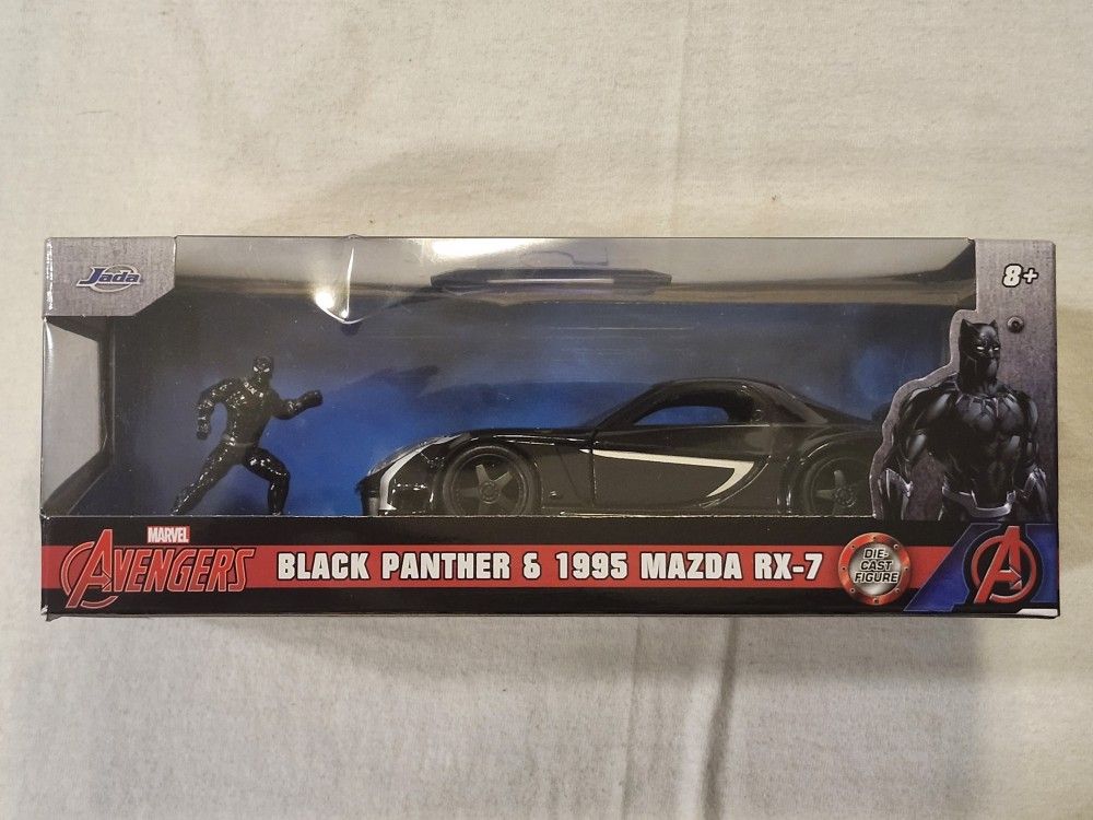 JADA METAL DIECAST 1:32 SCALE. MARVEL AVENGERS. BLACK PANTHER. 1995 MAZDA RX-7 WITH METAL DIECAST BLACK PANTHER FIGURE.