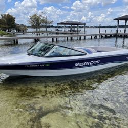 Mastercraft 190 Ski Boat