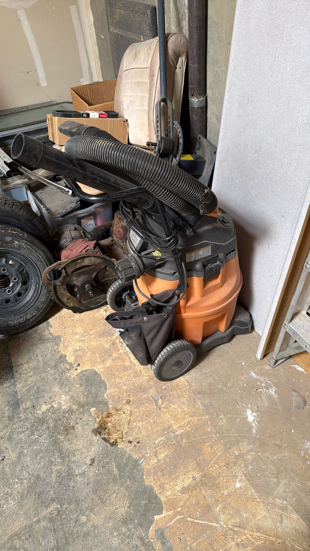 Shop Vac With Hoses 